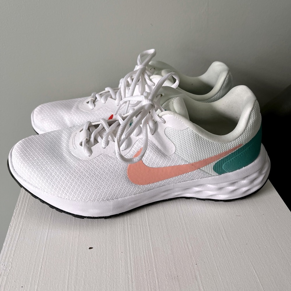 Nike Running Tennis Shoes